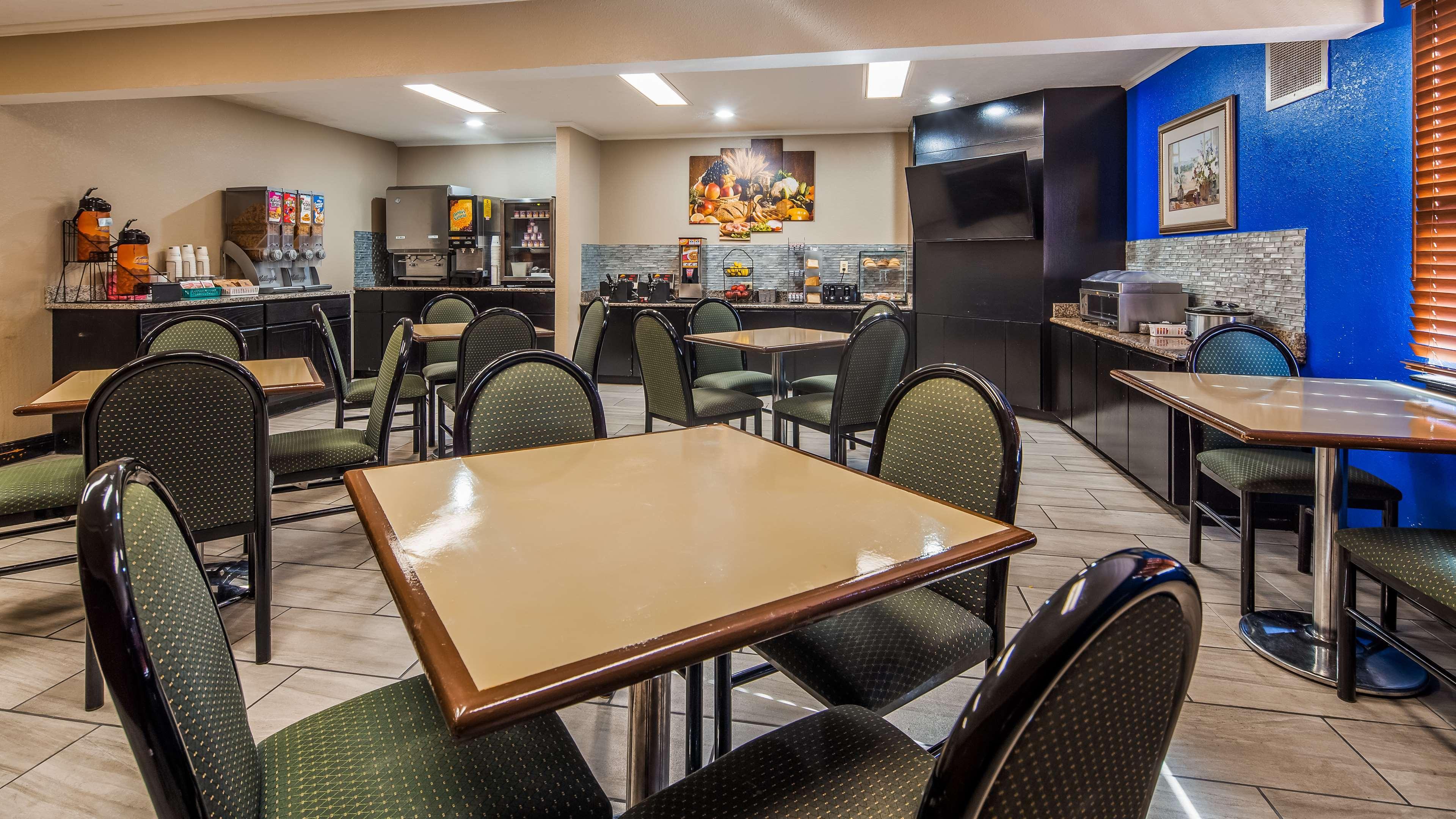 Red Roof Inn & Suites Lexington - Hamburg מראה חיצוני תמונה