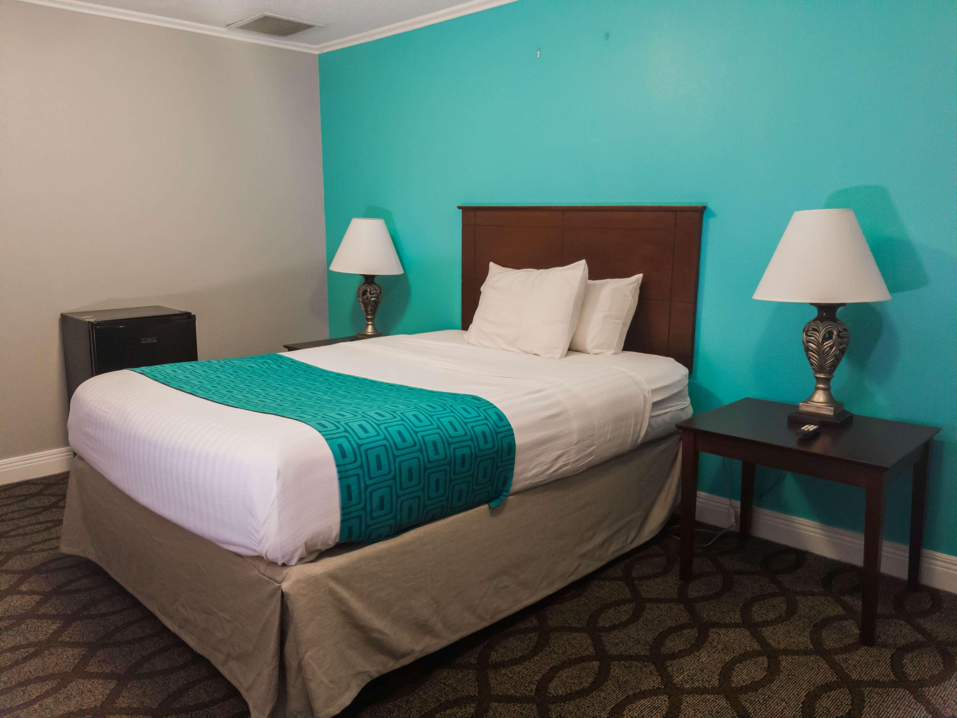Red Roof Inn & Suites Lexington - Hamburg מראה חיצוני תמונה