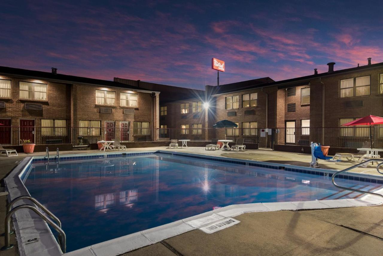 Red Roof Inn & Suites Lexington - Hamburg מראה חיצוני תמונה