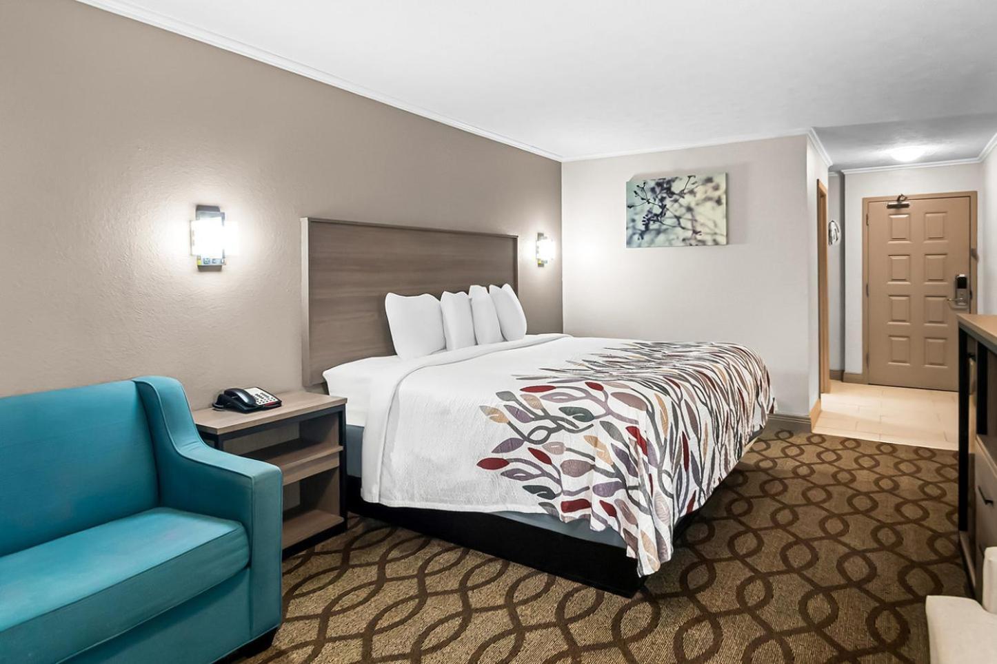 Red Roof Inn & Suites Lexington - Hamburg מראה חיצוני תמונה