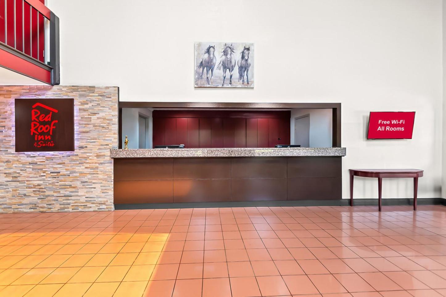 Red Roof Inn & Suites Lexington - Hamburg מראה חיצוני תמונה